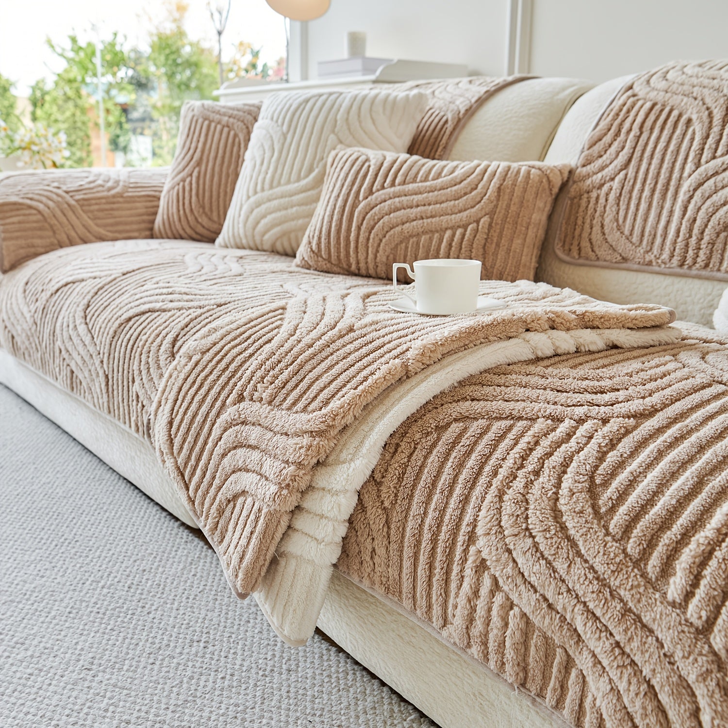 1pc AICHO HOUSE Plush Striped Sofa Cover with Anti-Slip Particles - Machine Washable, Versatile Fit for 1 to 4-Seater Sofas, Ideal for Living Room, Bedroom, Office - Elegant Black and Cream Decor