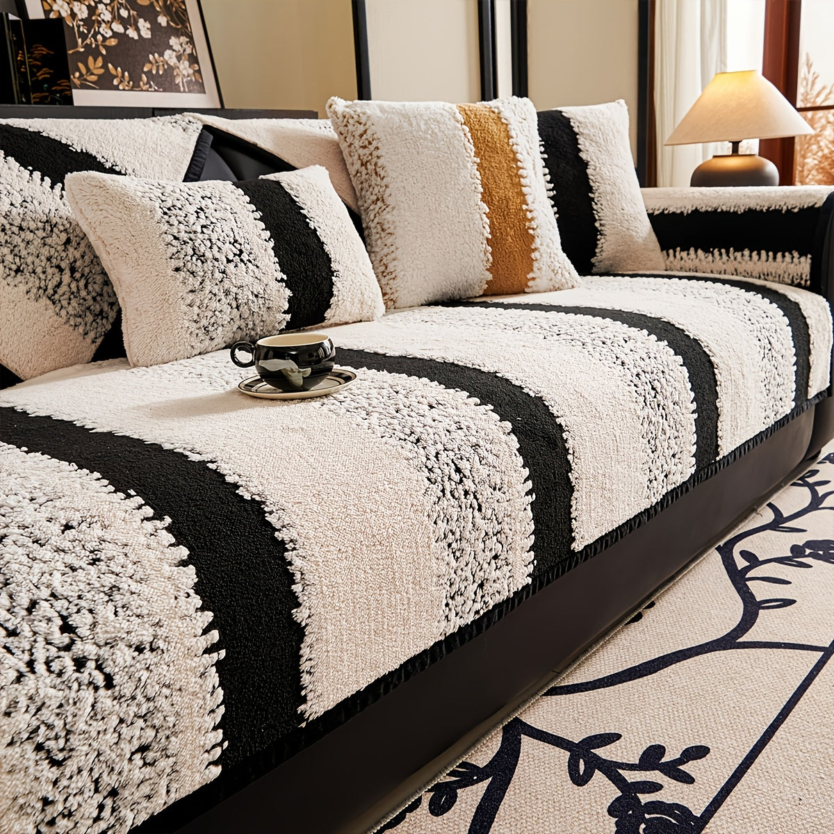 1pc Modern Plush Sofa Cushion Non-slip Breathable Pet Friendly for all Seasons Universal Machine Washable Sofa Protector Suitable For Armchairs And Sectional Sofas Suitable for Living Room Bedroom Study Room Home Decor Sofa Protector Cushion Cover