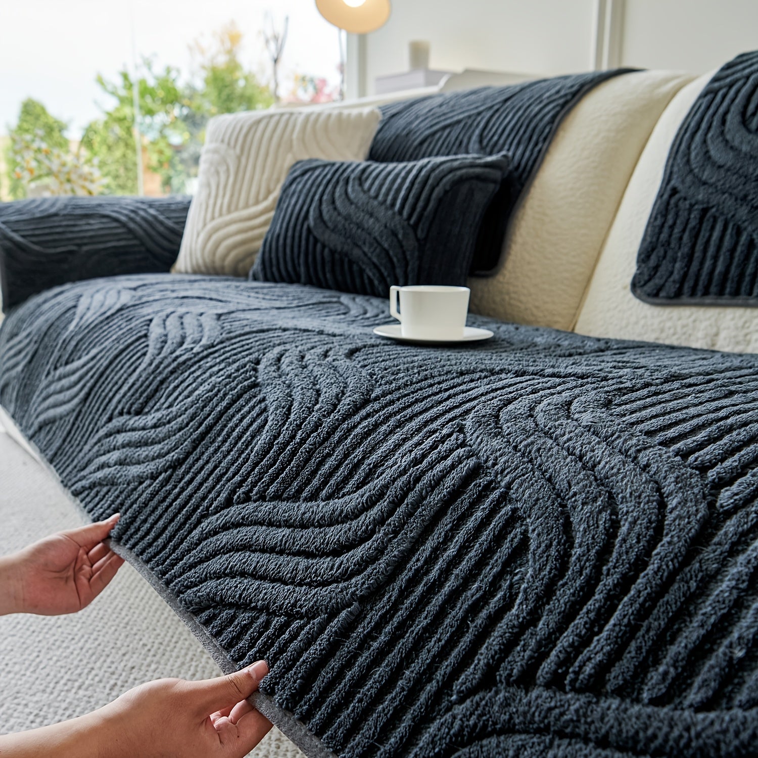 1pc AICHO HOUSE Plush Striped Sofa Cover with Anti-Slip Particles - Machine Washable, Versatile Fit for 1 to 4-Seater Sofas, Ideal for Living Room, Bedroom, Office - Elegant Black and Cream Decor