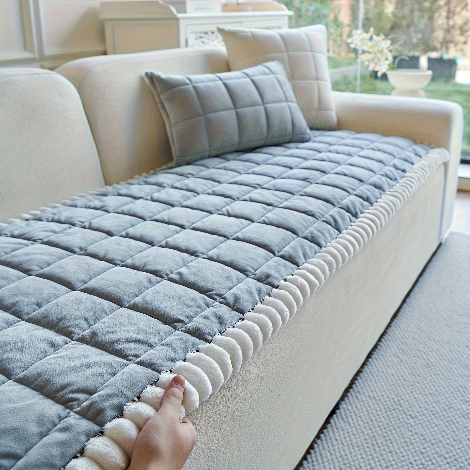 1pc Easy And Modern Style Thickened Non-Slip Sofa Cover | Luxurious Handmade Suede Non-Slip Edge, Pet-Friendly, Breathable And Fashionable Home Decoration, Suitable For Living Room, Bedroom, Office Furniture, Polyester, Quilting Craftsmanship