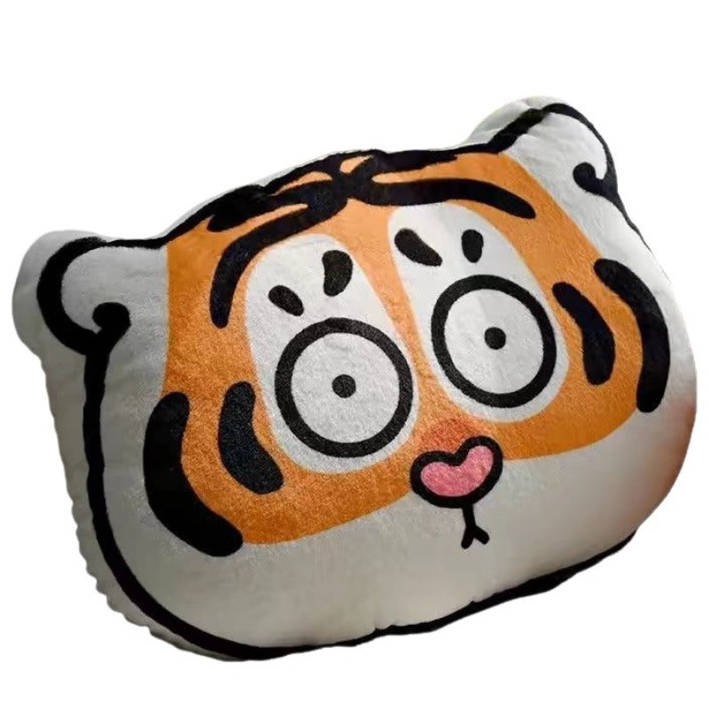 Cute Tiger Alien Pillow Car Lumbar Sofa Cushion Office Pillow Headrest Support, Adorable And Fun Design For Collision-free Car Use To Protect The Waist And Driving Fatigue, Suitable For Sofa Use While Watching TV Shows.
